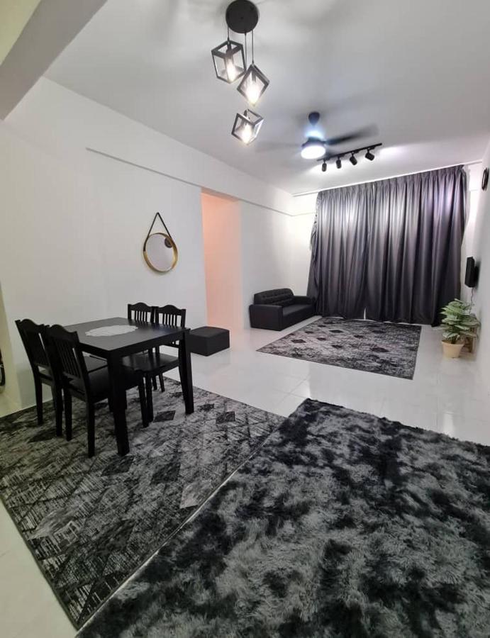 Alfaruqi Homestay Seaview 8 Kuantan Exterior foto